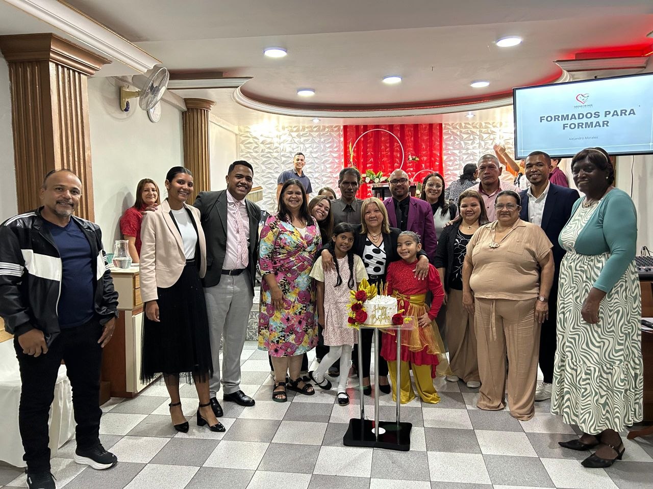 Celebración 27 Aniversario Iglesia Dadiva de dios los rosales